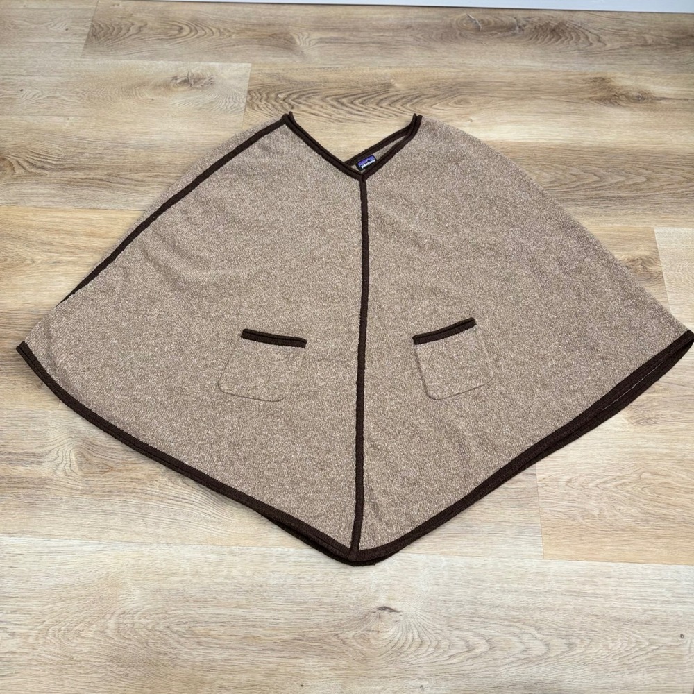Patagonia Better Sweater Poncho Women XS/S Tan STY50645 Casual Cozy